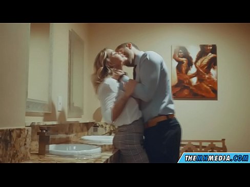❤️ Cuando una rubia tetona te seduce en un baño público ️ Video de porno en es.sfera-uslug39.ru ❌️❤️❤️❤️❤️❤️❤️❤️